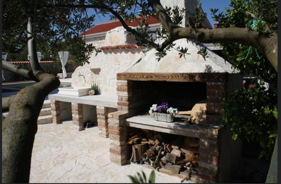 Ferienwohnungen VI La Mare With Heated Pool Zadar Exterior foto